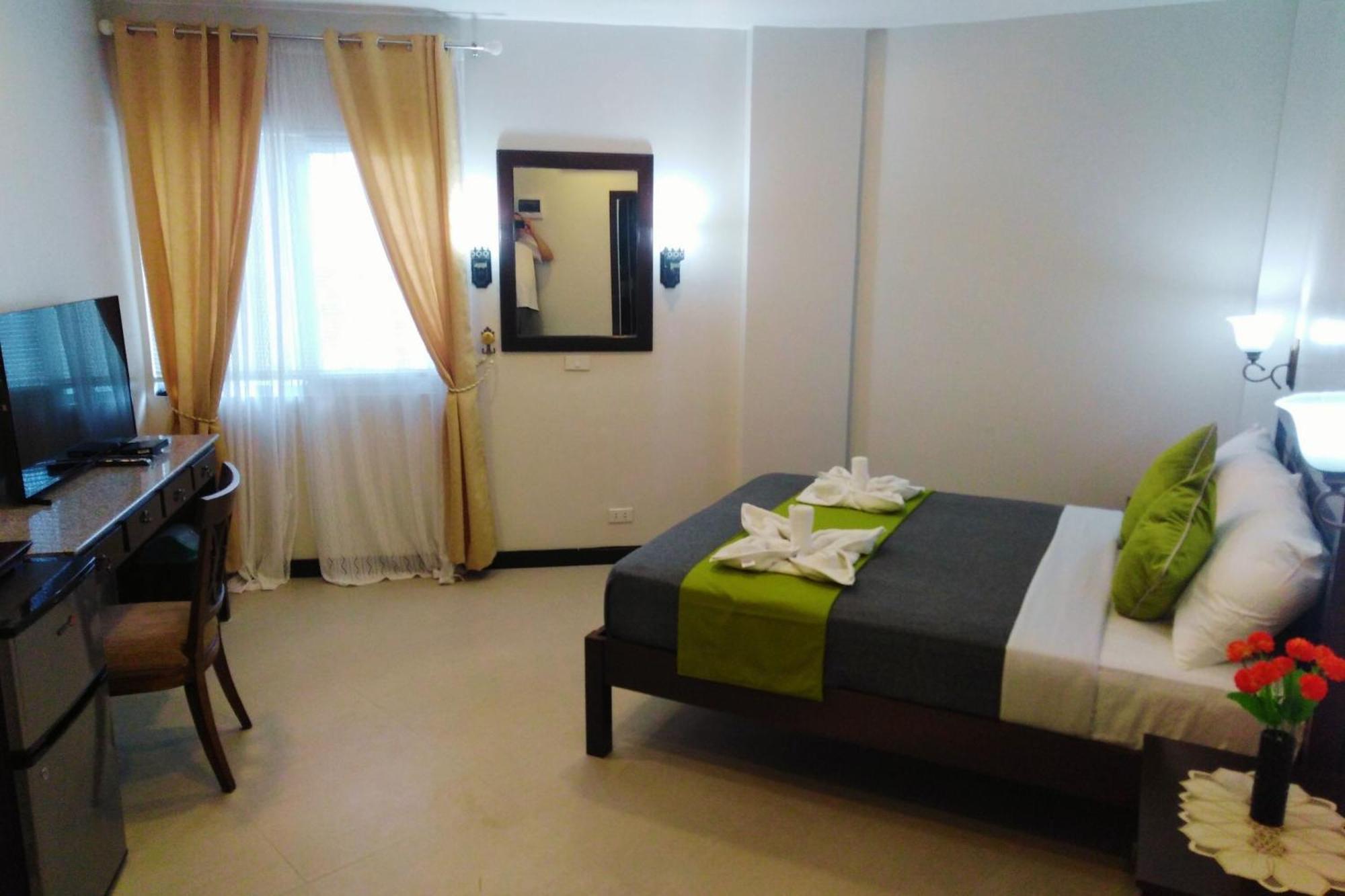 Venezia Suites Hotel Iloilo Chambre photo