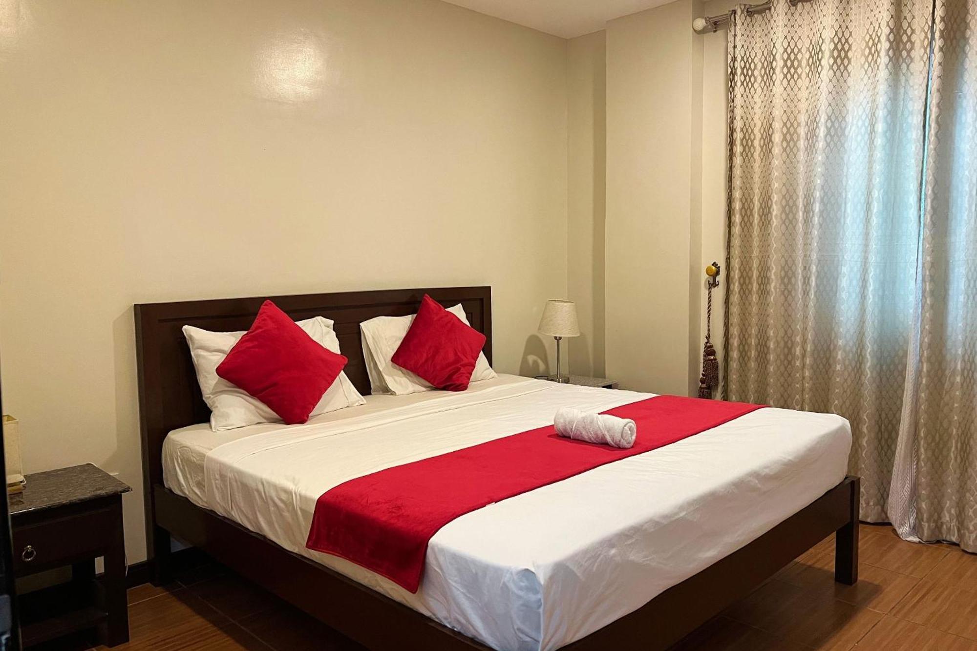 Venezia Suites Hotel Iloilo Chambre photo