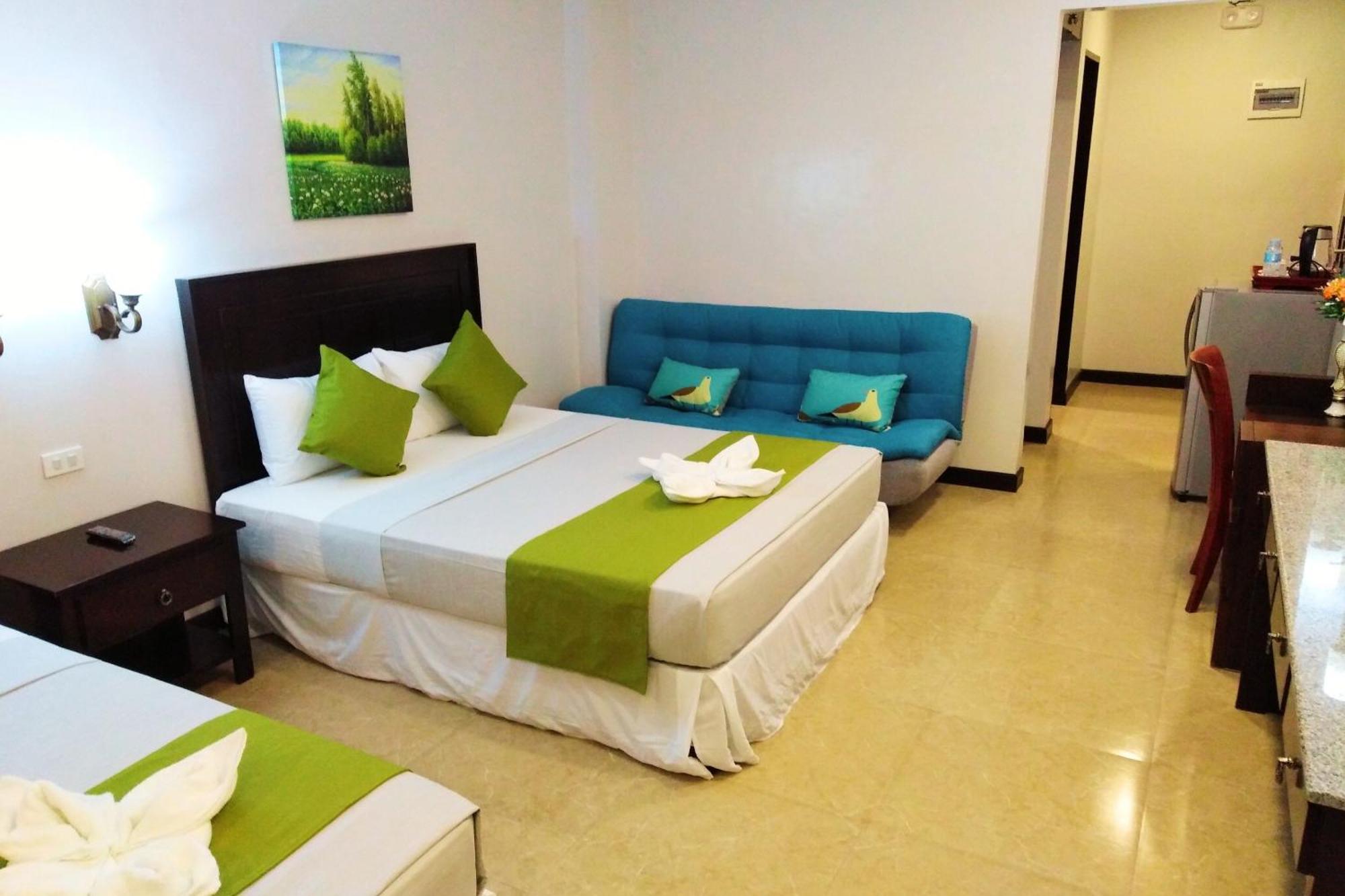 Venezia Suites Hotel Iloilo Chambre photo