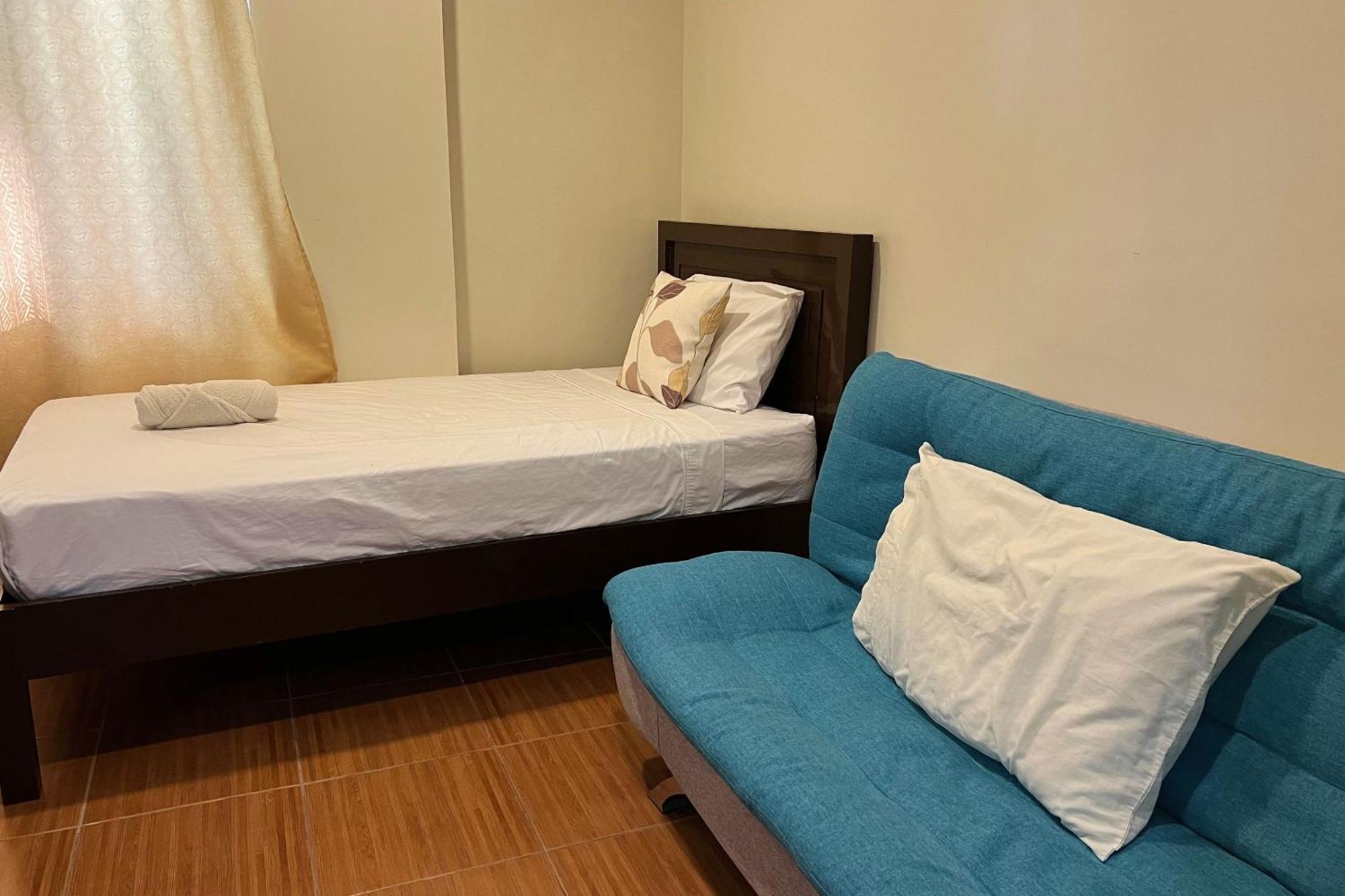 Venezia Suites Hotel Iloilo Chambre photo