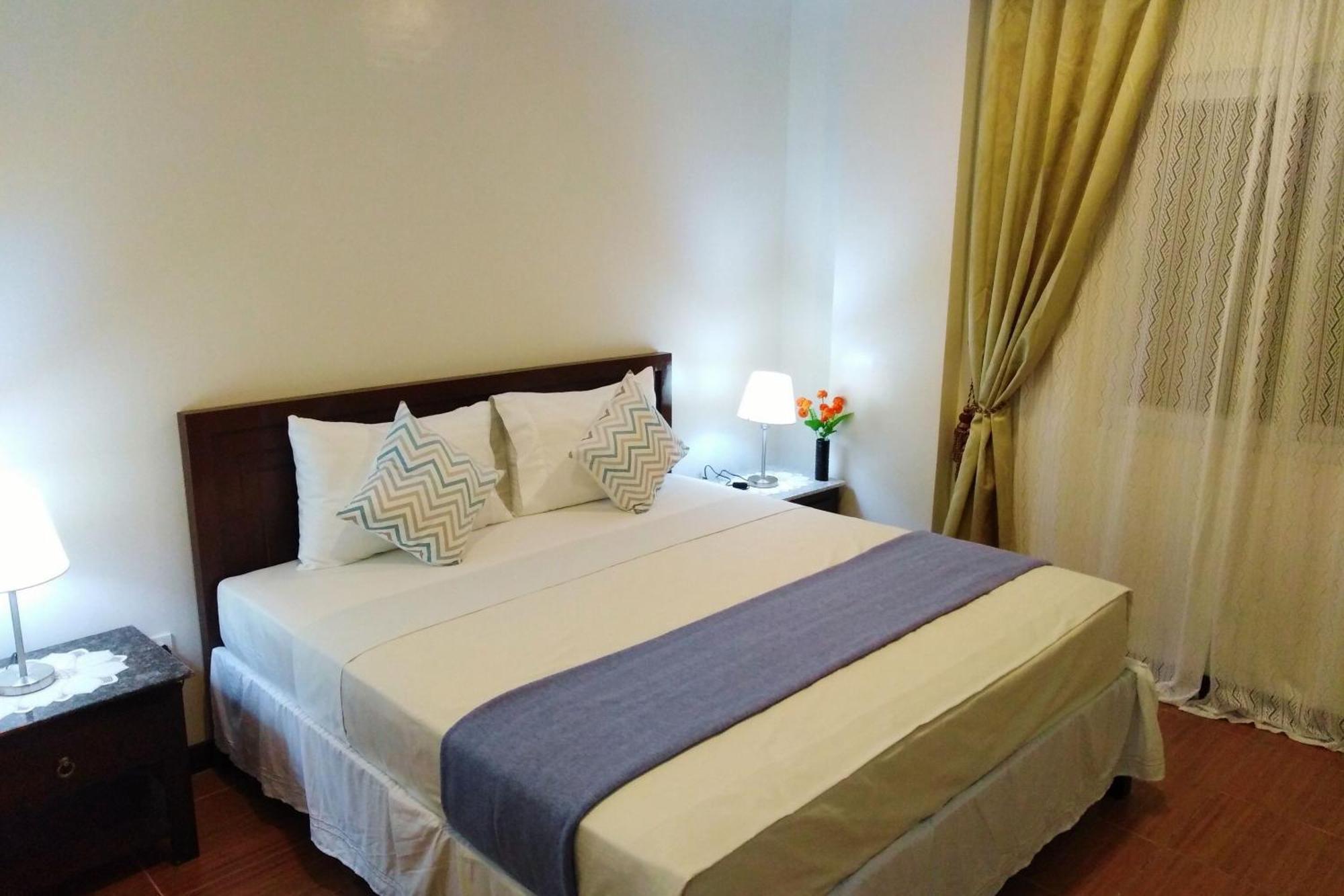 Venezia Suites Hotel Iloilo Chambre photo