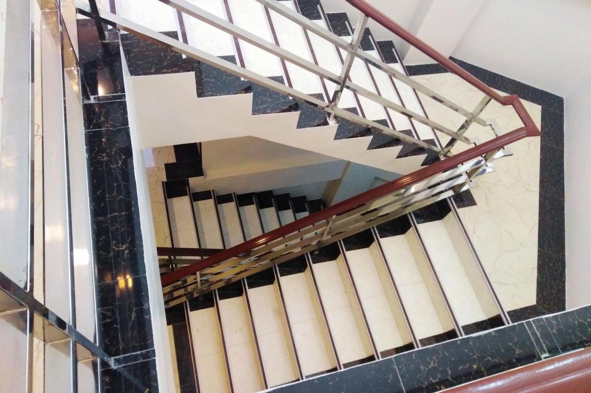 Venezia Suites Hotel Iloilo Extérieur photo